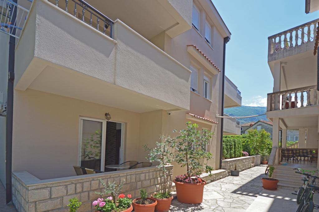 Apartmani Kovacevic Котор Екстериор снимка
